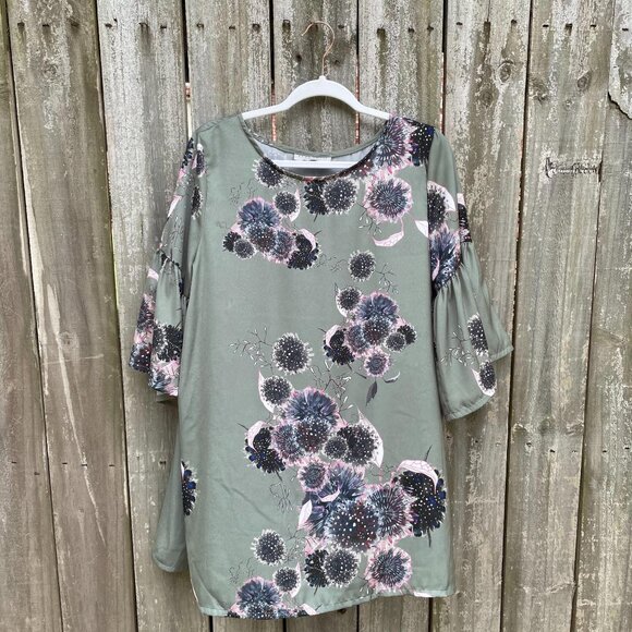 Bryn Walker Diego Tunic Size Medium Floral Print Bell Sleeve Green Sz M New - Picture 2 of 13